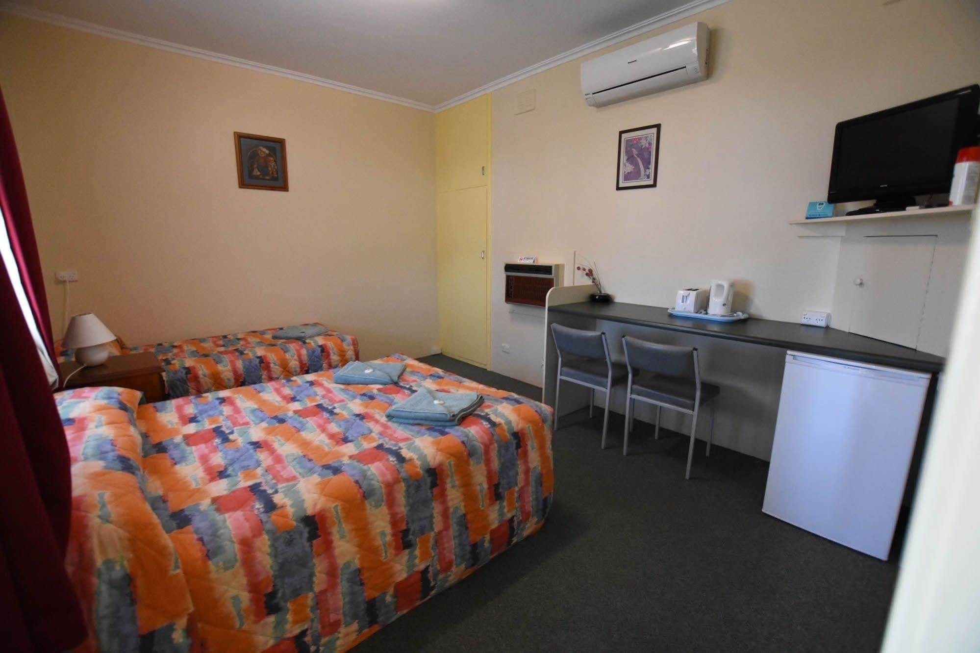 Murray Bridge Motor Inn Esterno foto