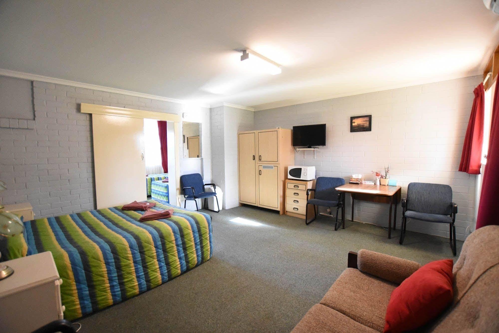 Murray Bridge Motor Inn Esterno foto