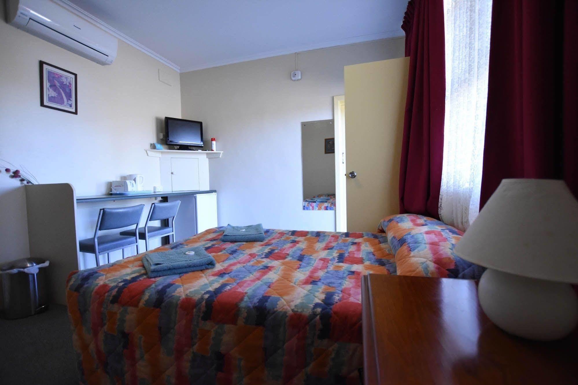 Murray Bridge Motor Inn Esterno foto