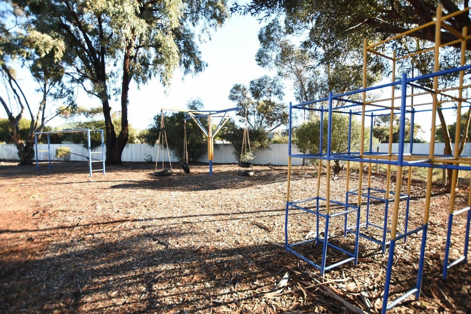 Murray Bridge Motor Inn Esterno foto