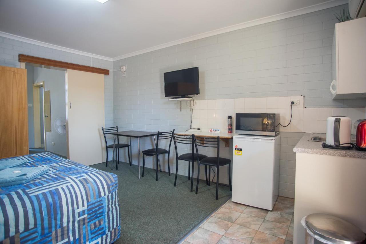 Murray Bridge Motor Inn Esterno foto